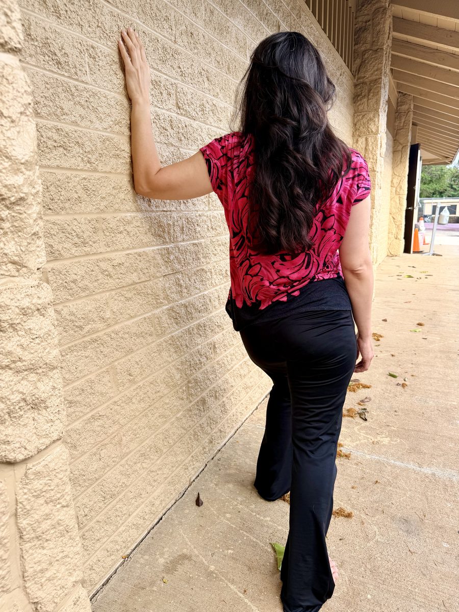 Pectoral stretch — Low position